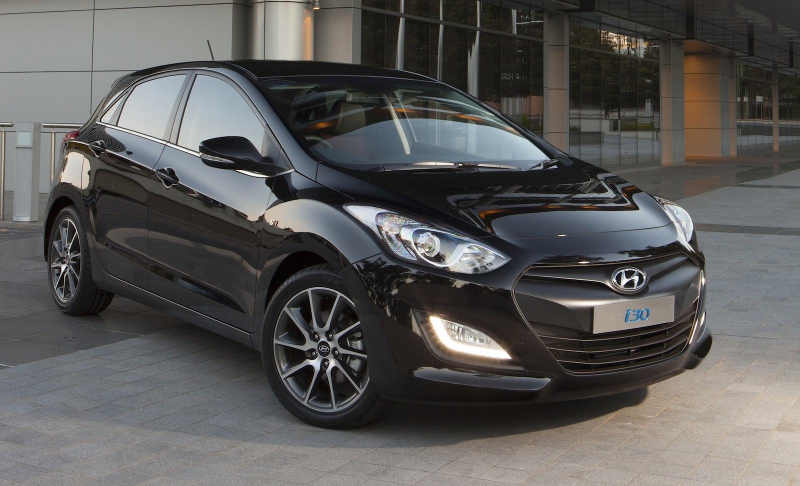 Hyundai-i30-gti.jpg