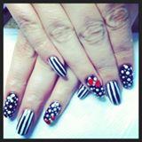 ΧΩΡΟΣ ΟΜΟΡΦΙΑΣ ΦΛΩΡΑ - ΤΖΗΚΑ ΦΛΩΡΑ